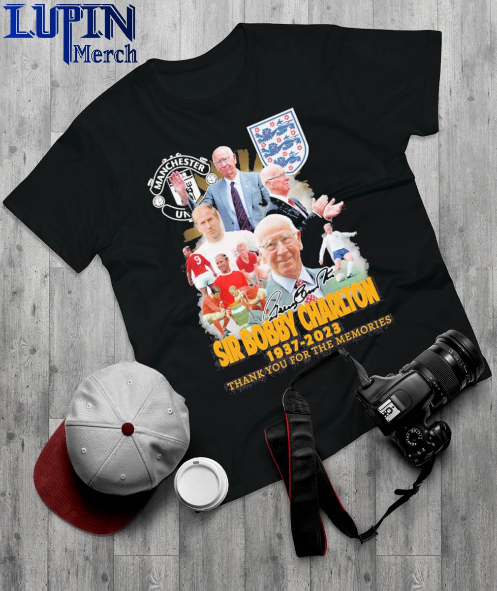 Official manchester United Sir Bobby Charlton 1937 2023 Memories Shirt